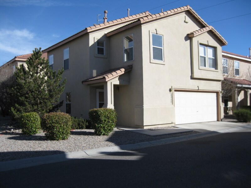 4260 Altura Mesa Ln NE, Albuquerque, NM 87110 House Rental in