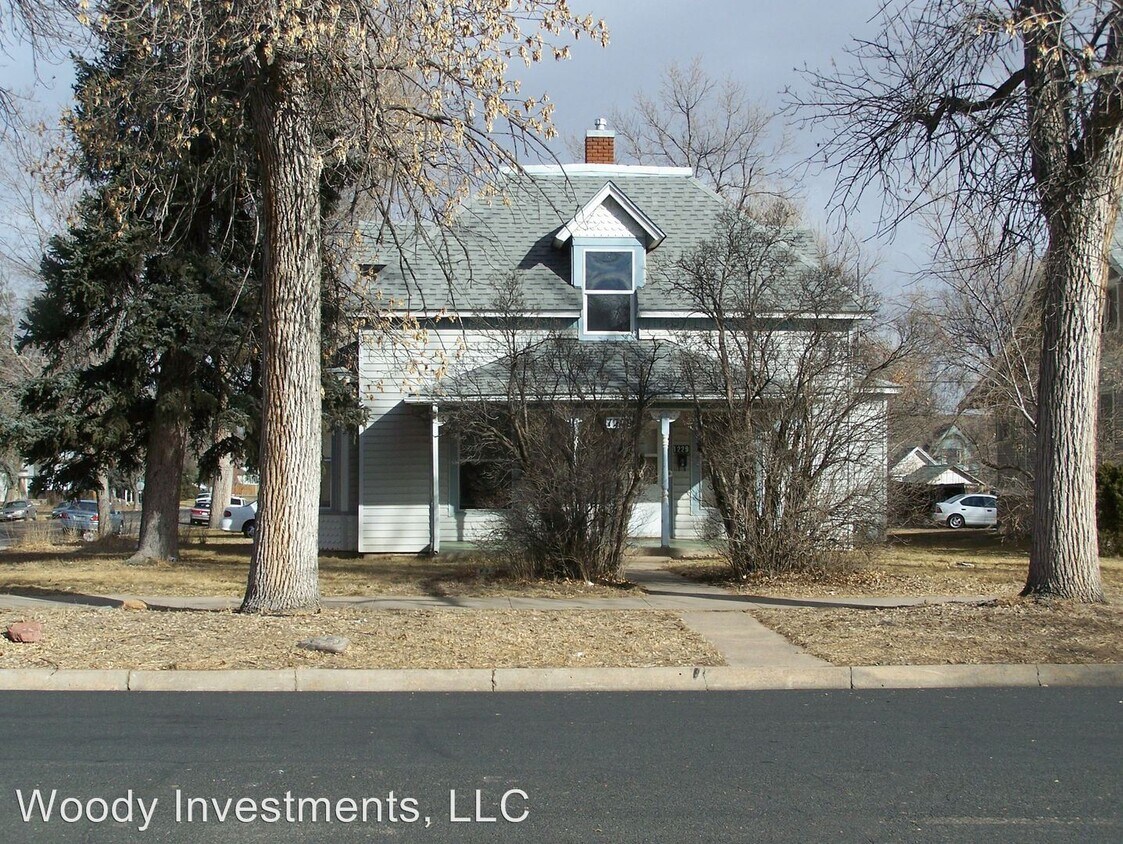 Primary Photo - 4 br, 2 bath Room For Rent - 1229 12th Street