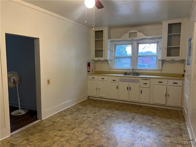 Foto del edificio - 85 Bartlett St