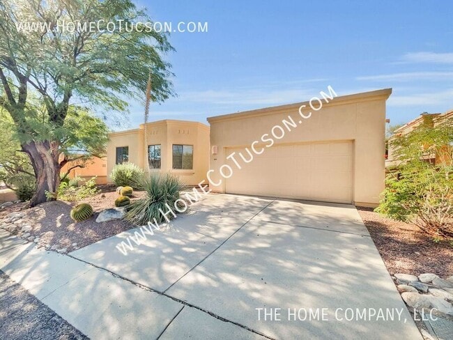Building Photo - 6325 N Calle Del Halcon
