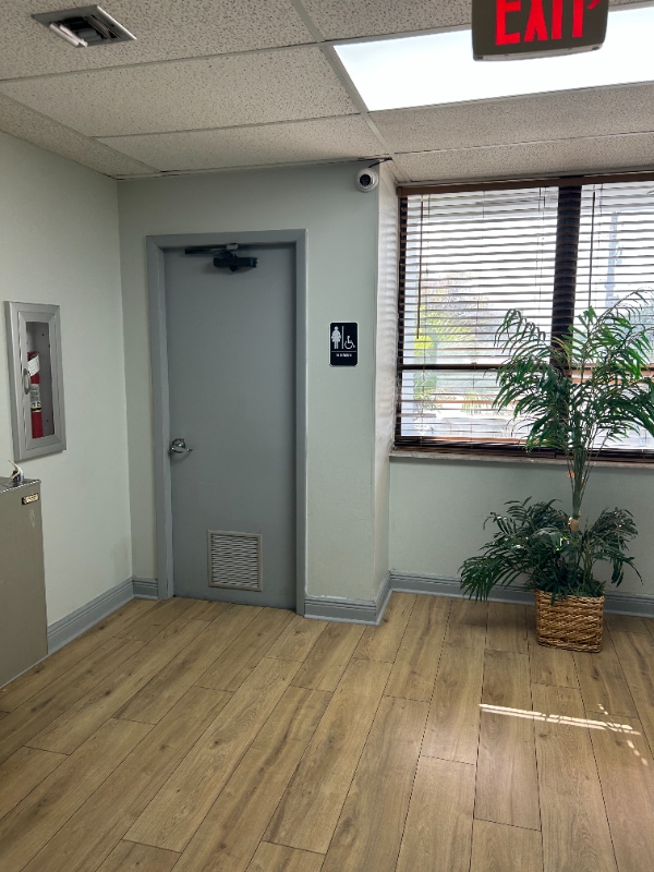 Building Photo - 1000 E Atlantic Blvd