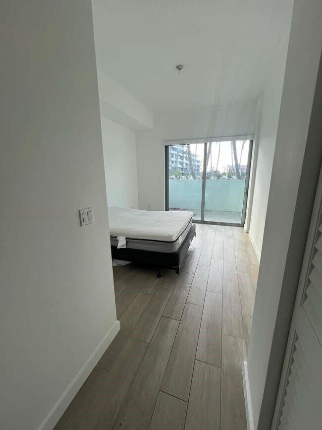 Foto del edificio - 1600 SW 1st Ave