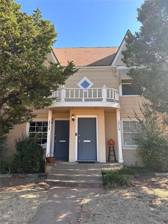 Building Photo - 3714 N Shartel Ave