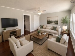 Building Photo - 1824 Collins Ave