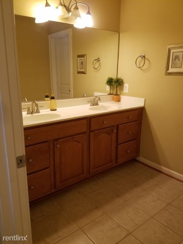Building Photo - 1 br, 1 bath House - 10850 Misty Creek Ct