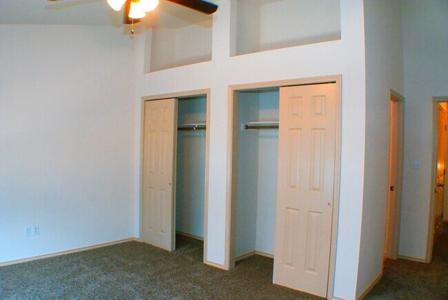Building Photo - 2318 Sailing Way