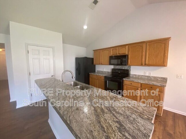 Foto del edificio - 1604 Ashley Ct