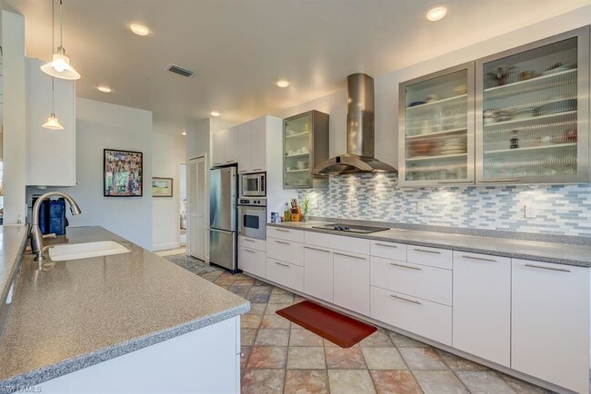 Building Photo - 16580 Bear Cub Ct