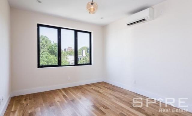 Foto del edificio - 2 bedroom in Brooklyn NY 11233