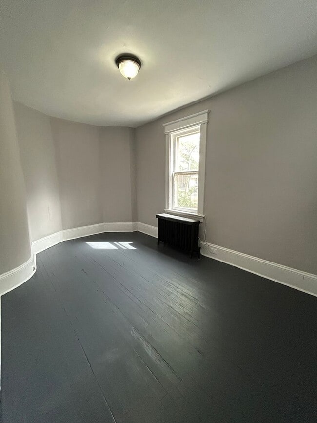 Building Photo - 659 Stuyvesant Ave