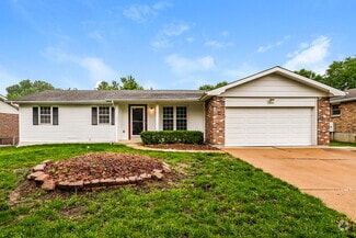 Building Photo - 5834 Mayberry Dr
