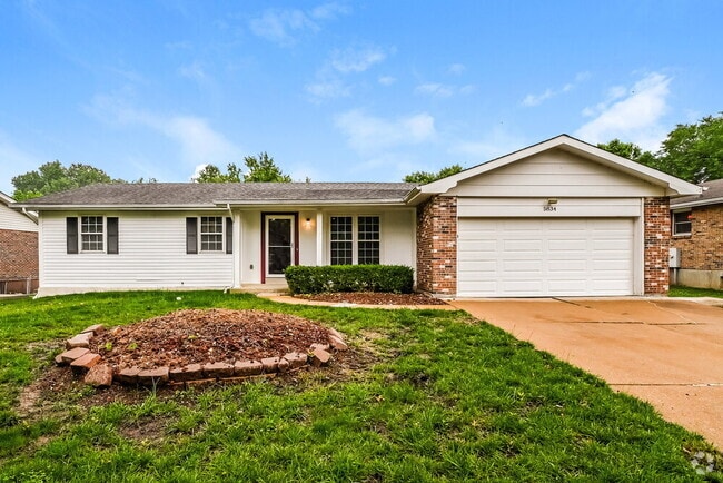 Building Photo - 5834 Mayberry Dr
