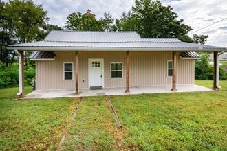 Building Photo - 605 Days Rd