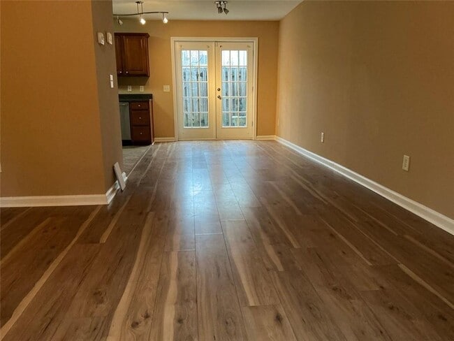 Foto del edificio - 708 Summer Pl NW