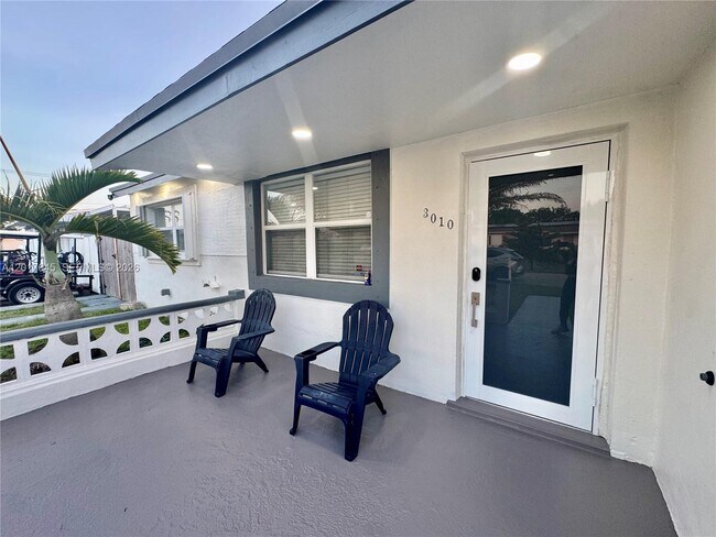 Foto del edificio - 3010 N 73rd Ave