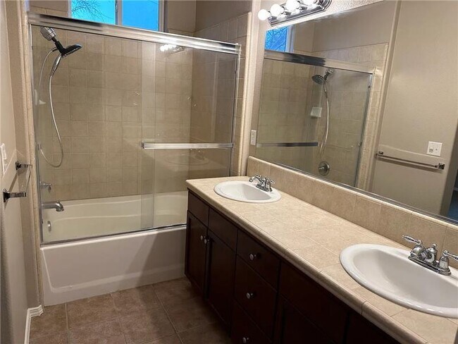 Foto del edificio - 4030 W Apple Tree Ln