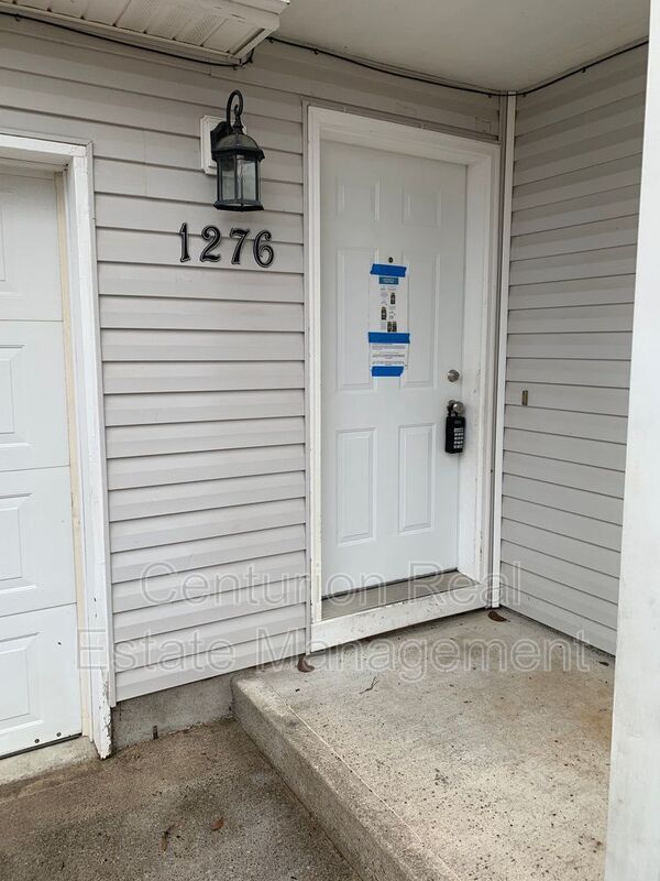Building Photo - 1276 Charlene St S