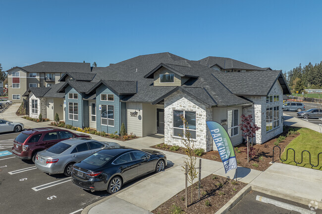 Exterior Photo - Woodburn Villas