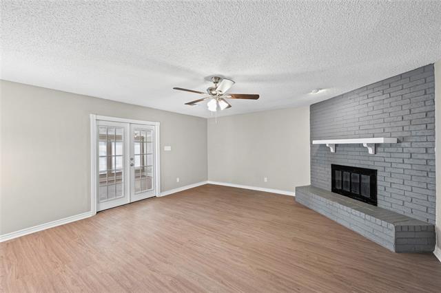 Building Photo - 565 Park Center Blvd