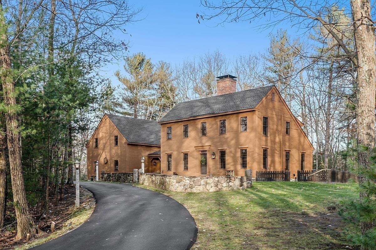 21 Farrwood Rd, Windham, NH 03087 House Rental in Windham, NH