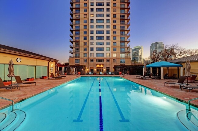Foto del edificio - 1100 Uptown Park Blvd