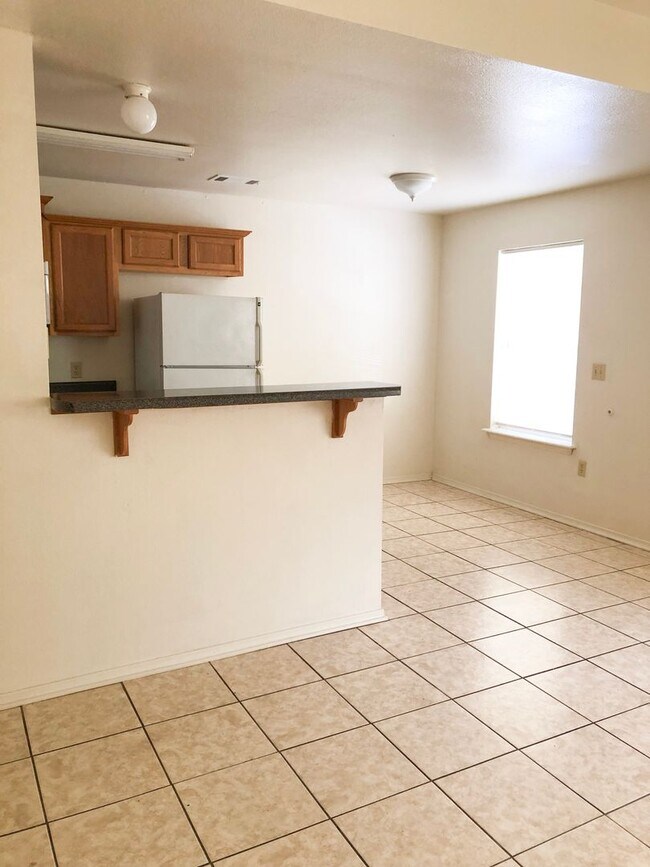 Foto del edificio - Cozy 3B/2B Duplex!