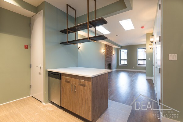 Foto principal - 1440 Fulton St