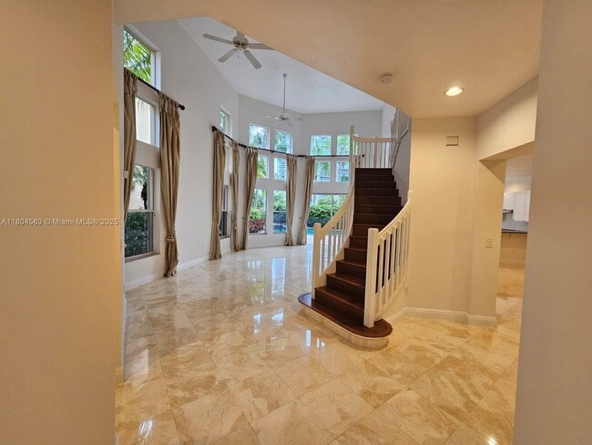 Foto del edificio - 3772 NE 207th Terrace