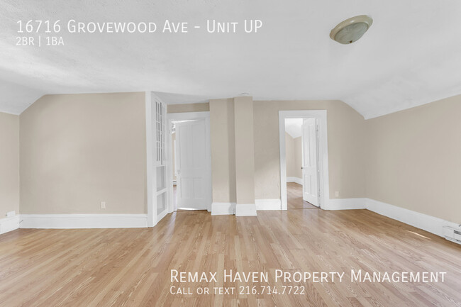 Foto del edificio - 16716 Grovewood Ave