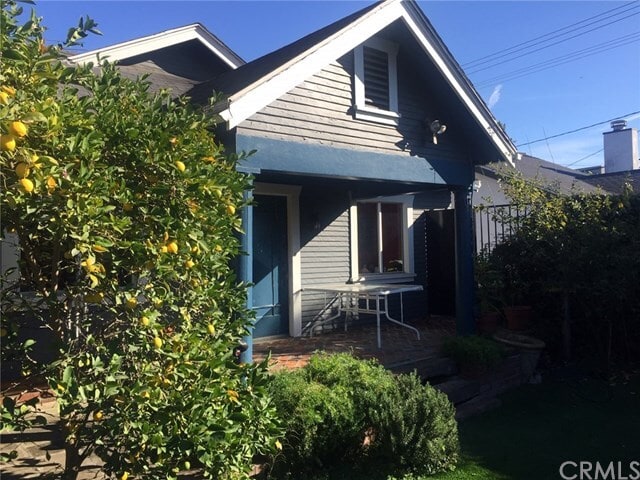 Building Photo - 716 N Sierra Bonita Ave