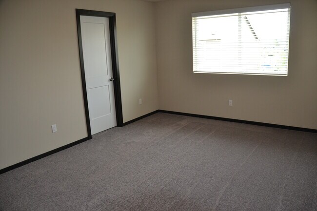 Foto del edificio - 3372 Inverness St