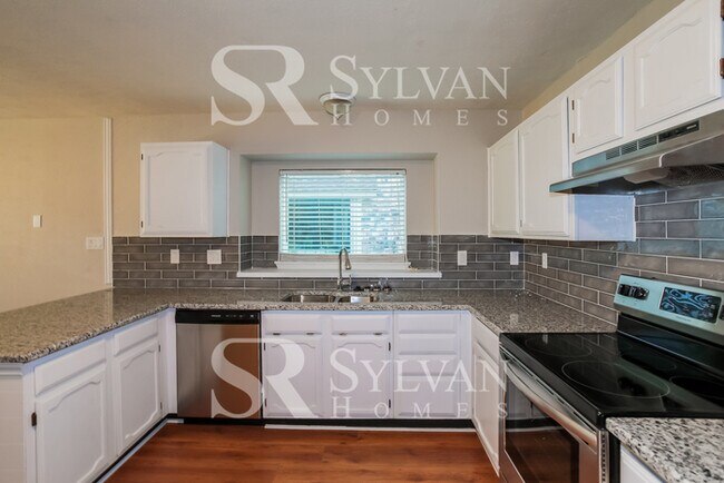Foto del edificio - Remarkable Value. Unbeatable Location!