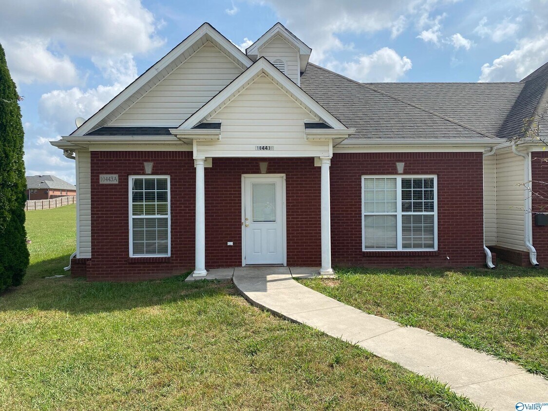 Foto principal - 10443 Wall Triana Hwy