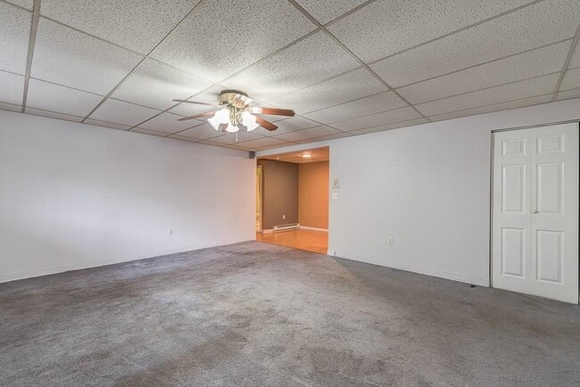 Foto del edificio - 1560 Douglas Ave