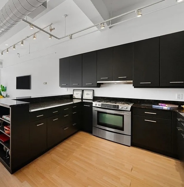 Building Photo - 649 2nd Ave