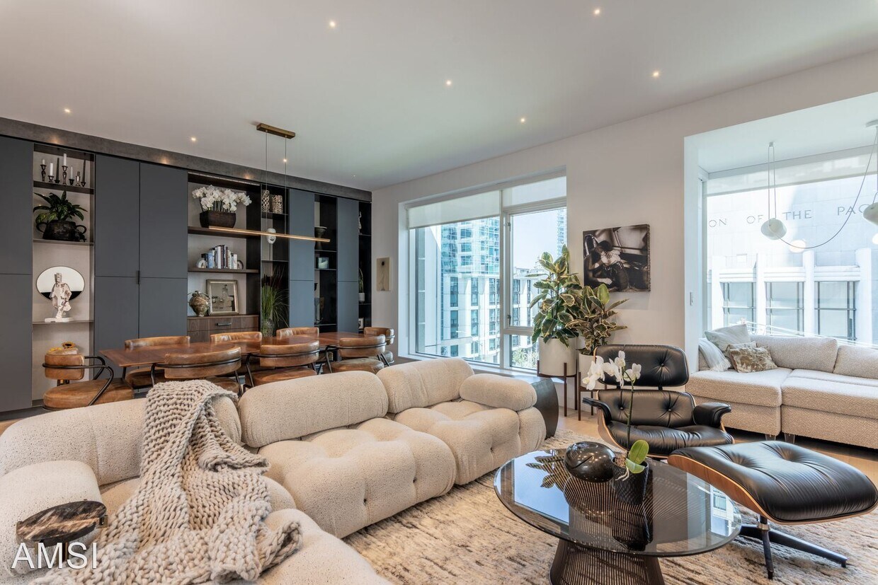 Foto principal - 3 br, 2.5 bath House - 489 Harrison Street...