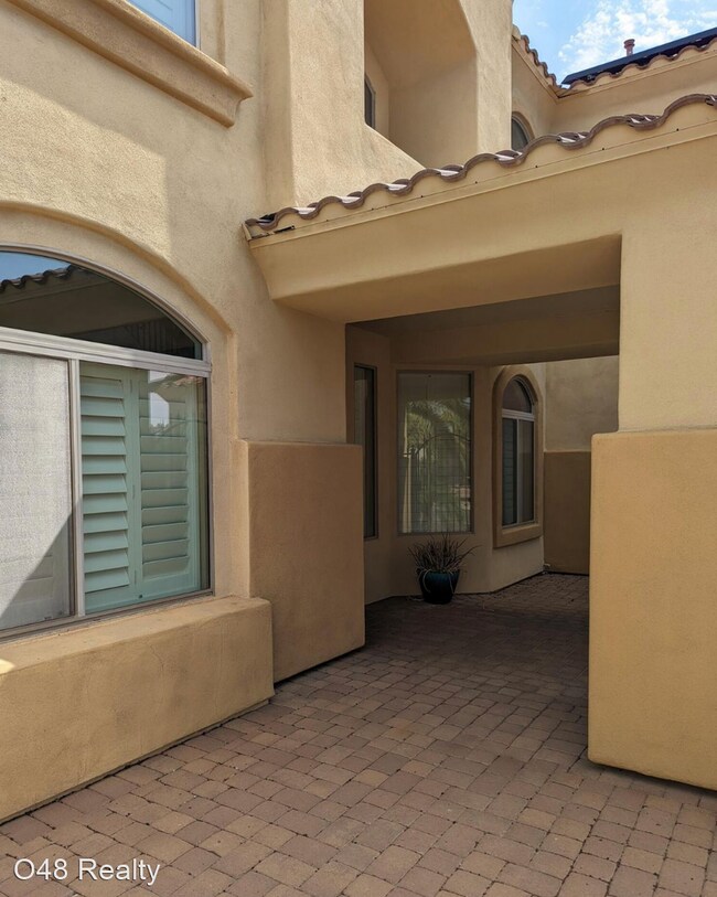 5 br, 3 bath House 5012 W Range Mule Dr House Rental in Phoenix, AZ