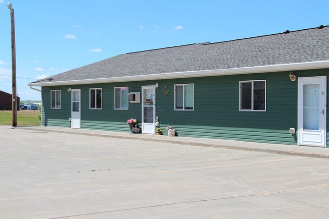 Building Photo - 3 Bedroom 1.5 Bath Winner, SD