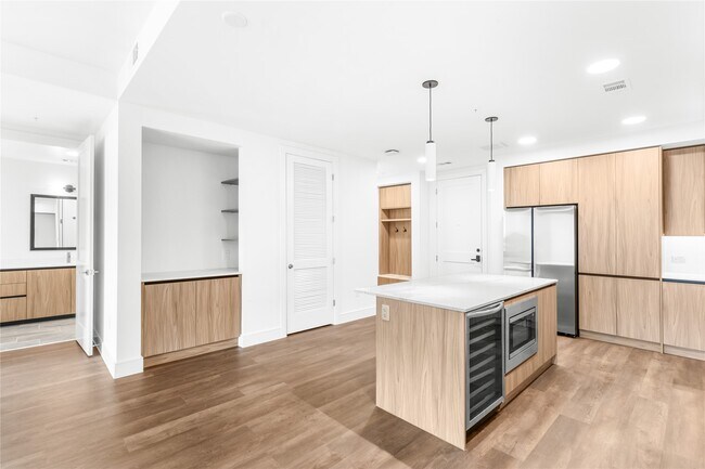 Foto del edificio - 2311 Westheimer Rd