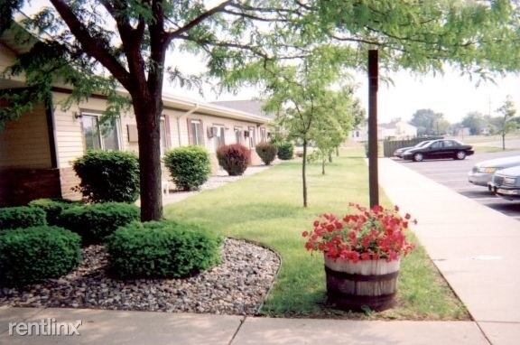 Primary Photo - Greenwood