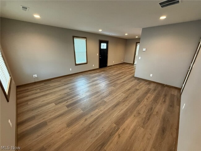 Foto del edificio - 244 Allen Ln SE