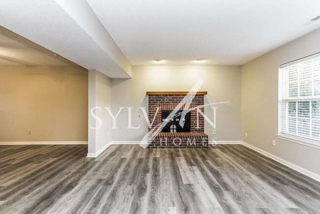 Building Photo - The Lifestyle You Deserve.