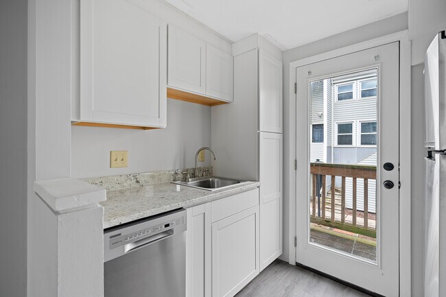 Cocina - 721 N Poplar St