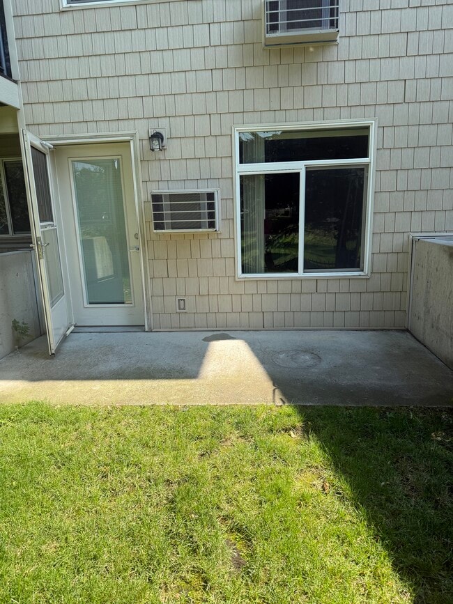 Building Photo - 22855 E Country Vista Dr