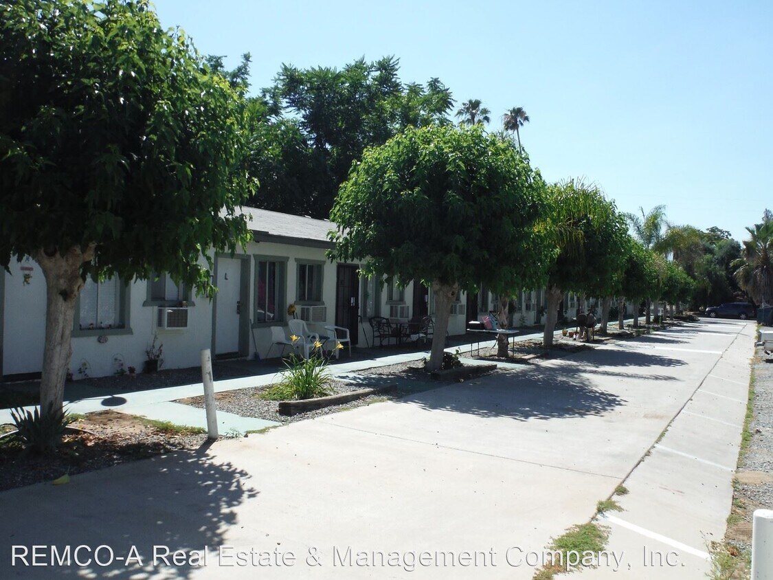 Primary Photo - 32986 Blackwell Blvd
