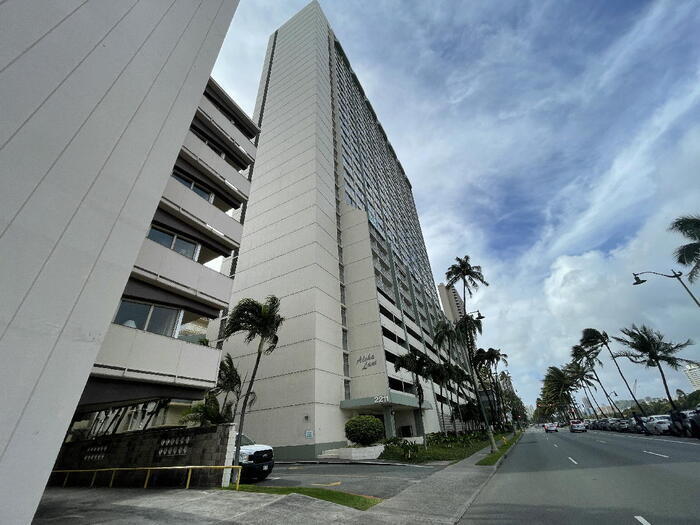 Primary Photo - 2211 Ala Wai Blvd
