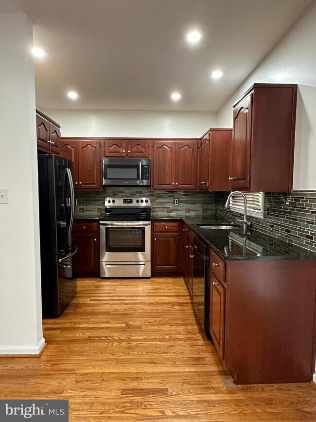 Foto del edificio - 902 N Bancroft Pkwy