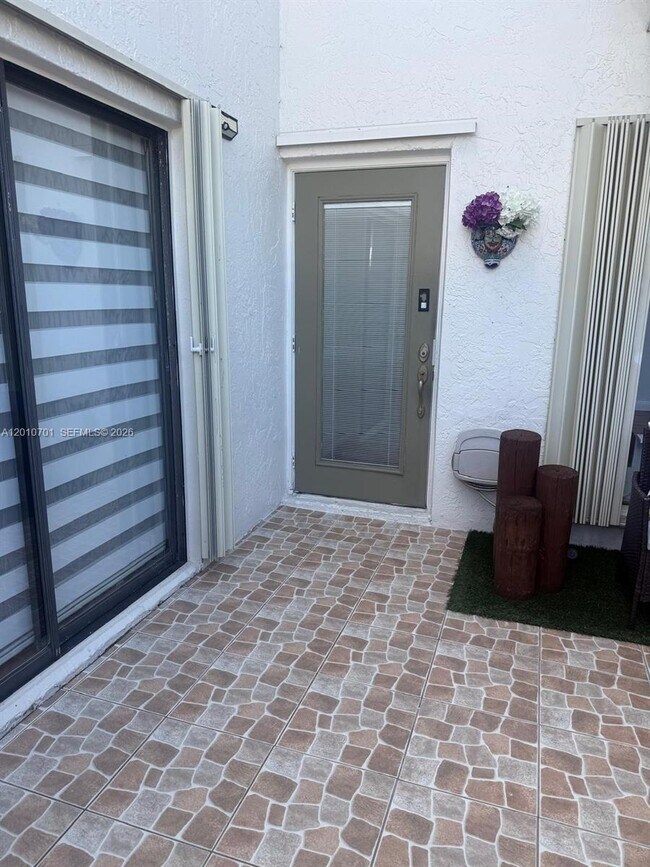 Foto del edificio - 6524 SW 114th Ave