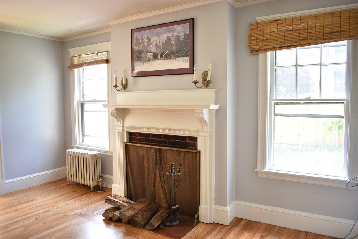 Primary Photo - 135 Clinton St