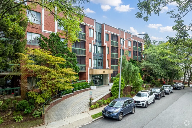 Whispering Woods At Latourette